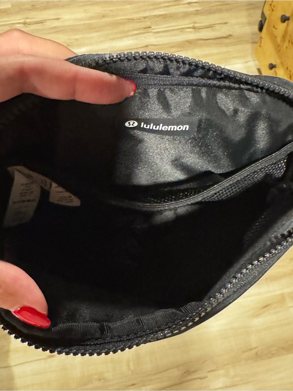 Lululemon Belt Bag - Picture 5 of 6